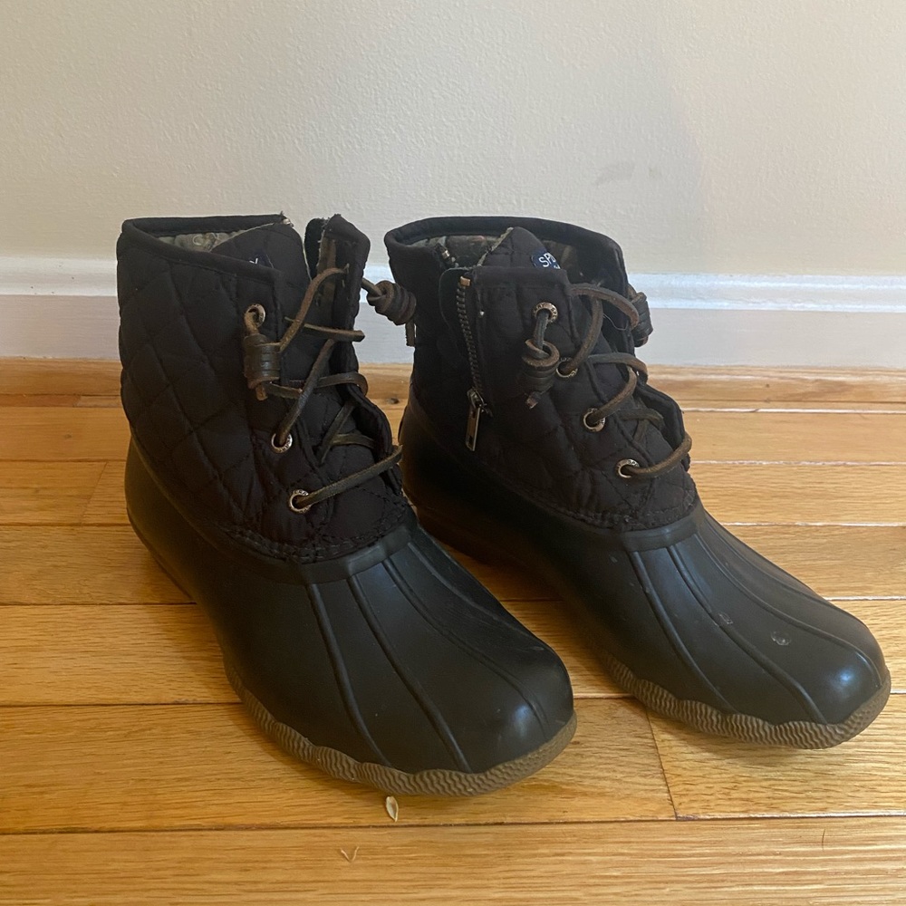Sperry Black Quilted Winter Boots